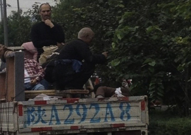 Steve Jobs Seen In Chinese City [PHOTO]