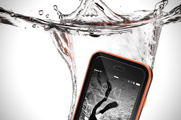 iPhone Submerged in water